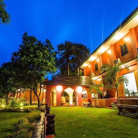 Nanda Garden Hotel Bagan Exterior foto